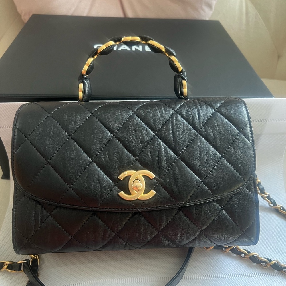 Chanel Crumpled Black Lambskin Quilted CC Links Top Handle Flap SMALL size - Picture 1 of 17